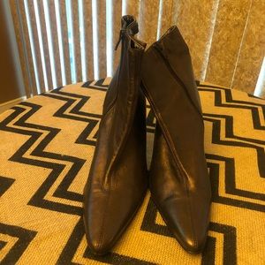 Brown leather bronze heel women’s pointy toe bootie